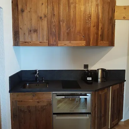 166 Le Bristol Apartment